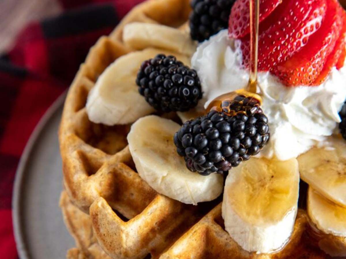 Mix Fruits Waffle