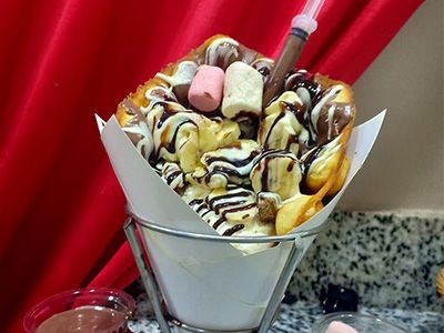 Nutella Chocolate With Banana Cono Waffle