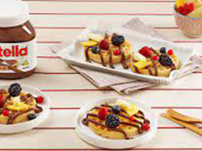 Nutella With Fruits Waffle