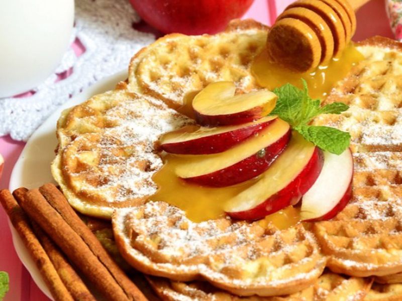 nutella apple waffle