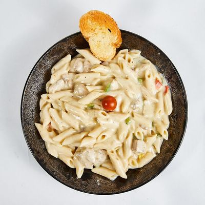White Chicken Pasta