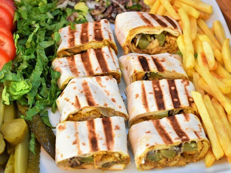 arabic chicken shawarma meal