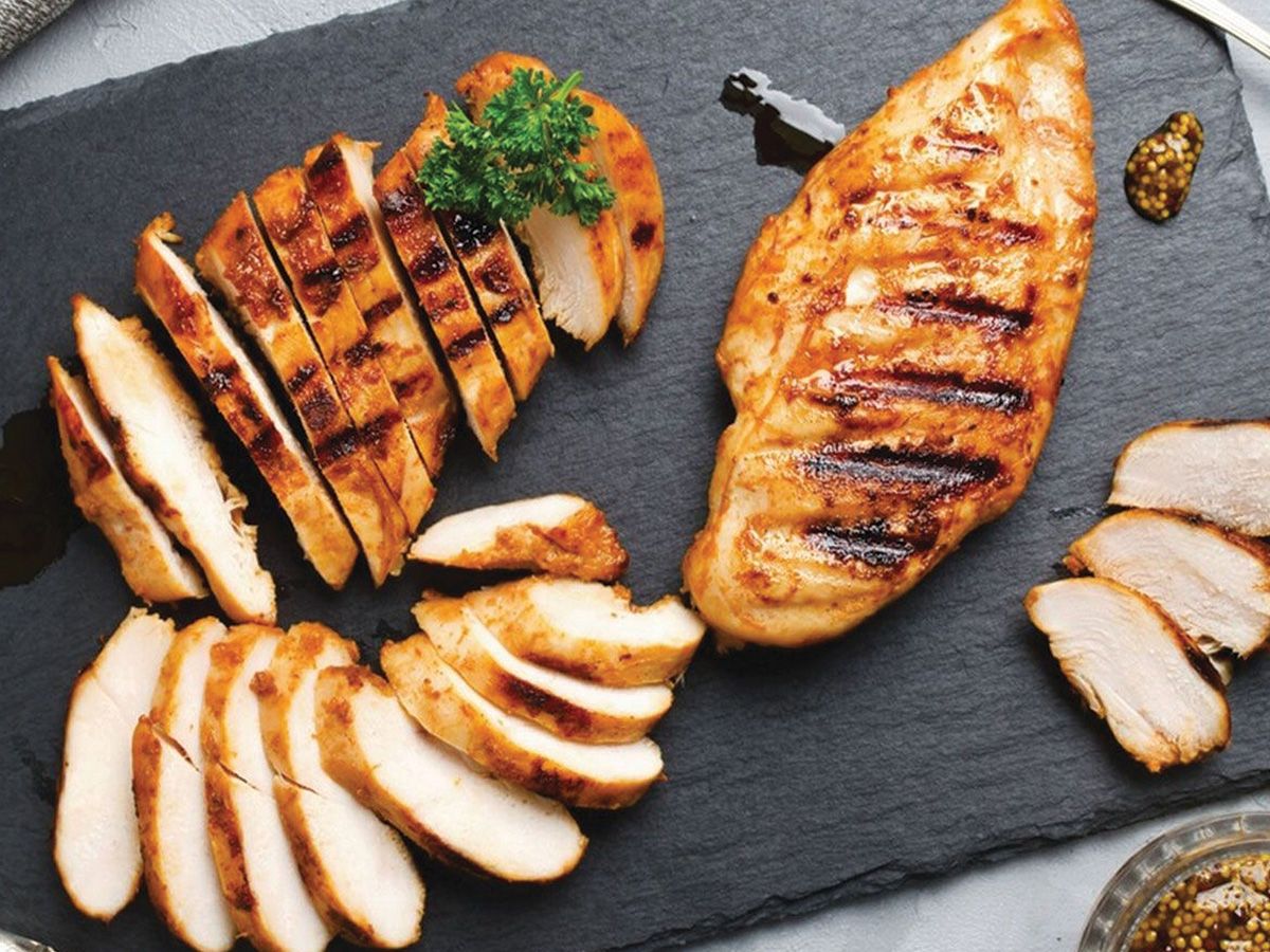 Charcoal grilled chicken breast meal (AK).