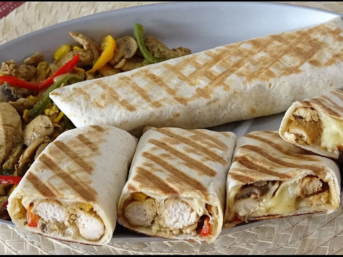 Arabic fajita meal
