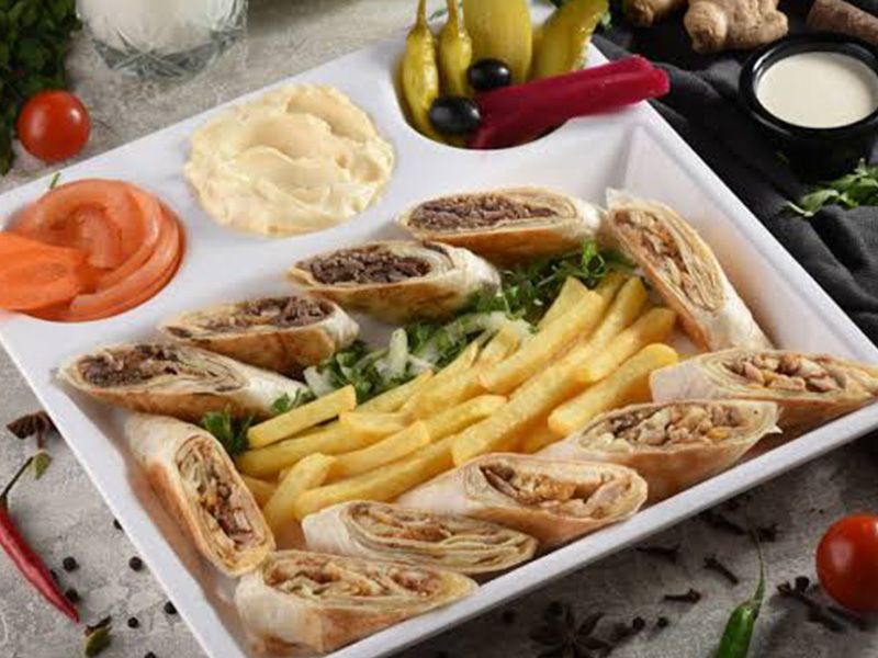 7 Pieces Arabian Chicken Shawarma Box