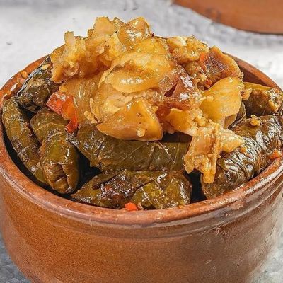 Knuckles tajine with vine Leaves