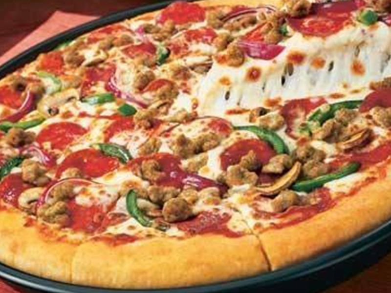 Chicken Super Supreme Pizza