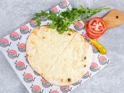 منقوشة جبنة حار او عادي 