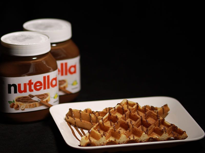 Nutella Lotus Kinder Mini Pancake - Waffle & Crepe  Best Waffles, Crepes,  Pancakes and Milkshakes in Dubai