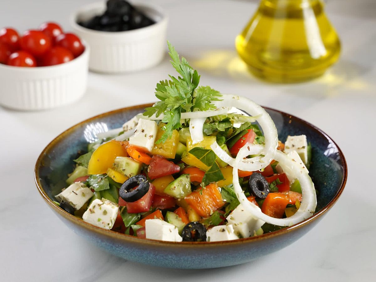 سلطة يونانية