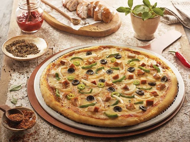 Spicy Chicken Pizza
