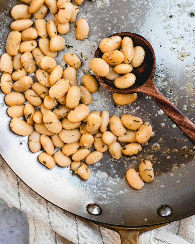 Beans With Eggs