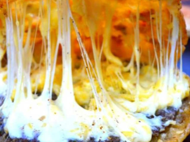 Mix Cheese Meat Hawawshi