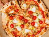 Caprese Pizza