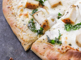 White Sauce Chicken Pizza