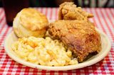 Pasta Mac And Cheese With Fried Chicken