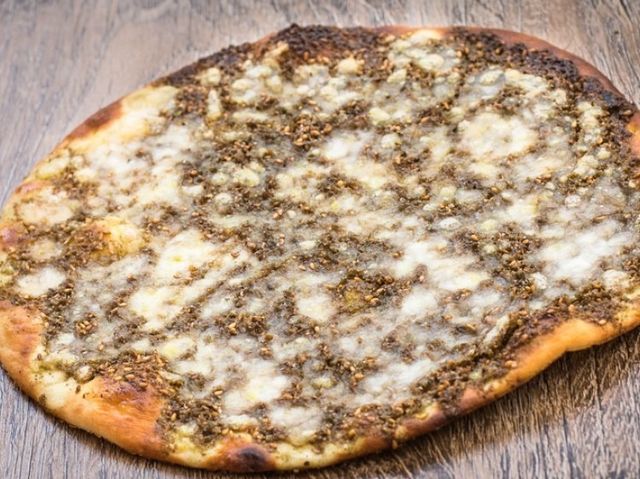 Thyme With Mozzarella Manoucheh