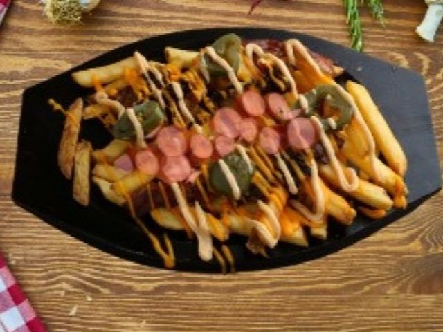 mix fries hotdog