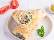 ساندويش كباب لحم