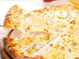 Oriental Pizza With Mixed Cheese Medium Size