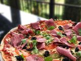 Pastrami Pizza