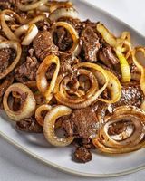 1/2 Meat With Onion And Mix Mahshi Meal