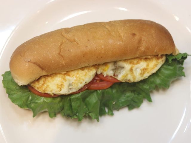 Bun Omelet Sandwich