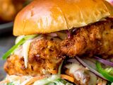 Al Eimlaq Crispy Chicken Sandwich