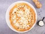 Roumi Cheese Oriental Pizza