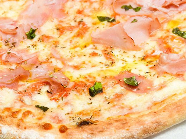 Smoked Turkey Pizza