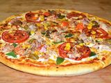 Basterma Pizza