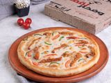 Crispy chicken pizza