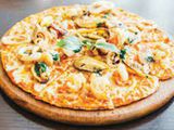 Seafood Pizza