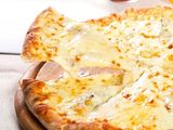 Roumi Cheese Oriental Pizza