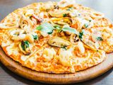 Seafood Oriental Pizza