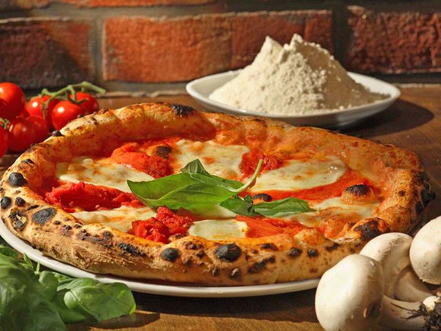 Pizza Margherita