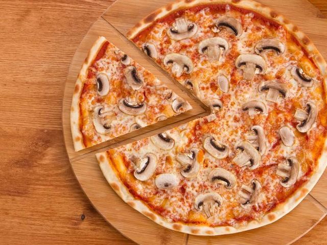 Mushroom Pizza