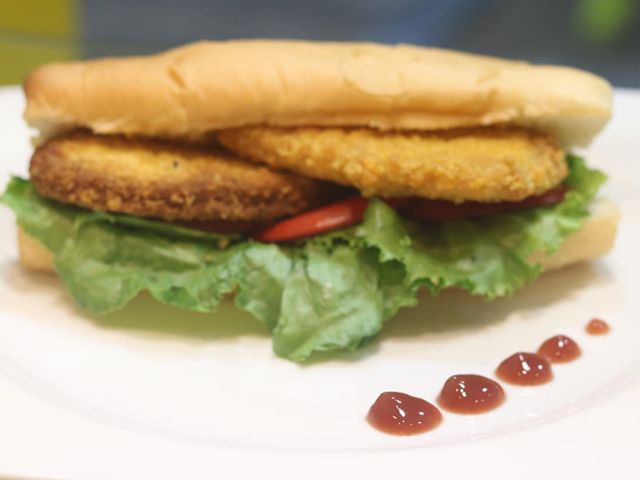 Crunchy Chicken Pane Sandwich
