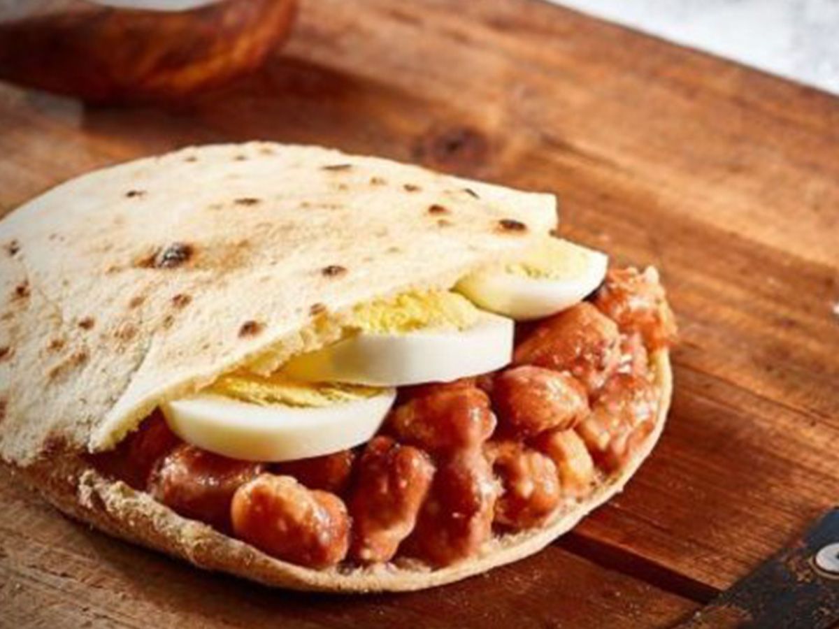 Foul With Egg Sandwich