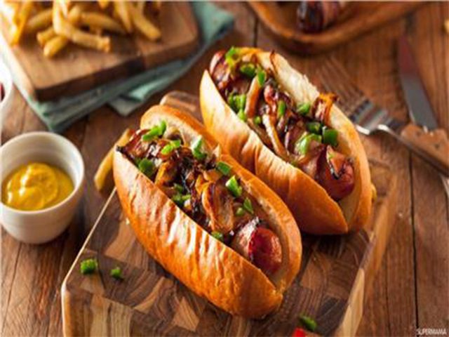 Grilled Oriental Sausage Sandwich