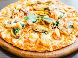 Seafood Pizza