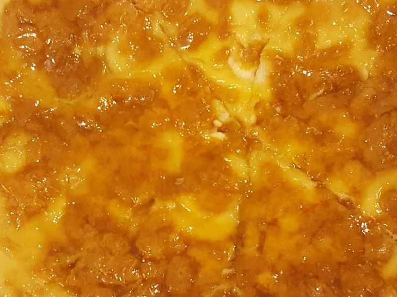 Qeshta With Honey Pie