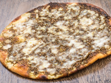 Thyme Manoucheh With Mozzarella