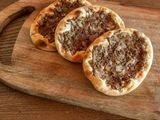Oriental Sausage And Mozzarella Cheese Manoucheh