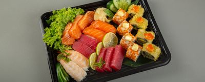 dragon sushi photo 1